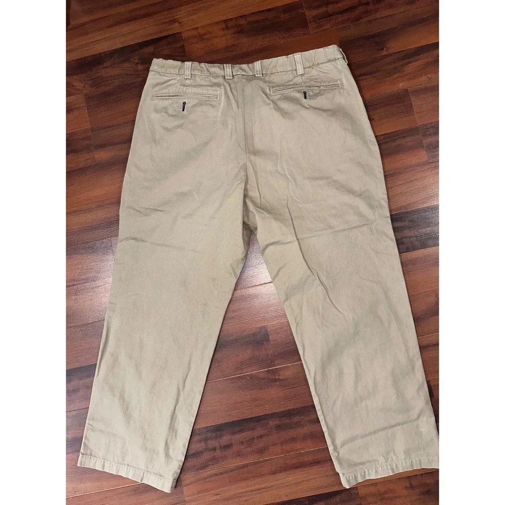 Duluth Trading Co Mens Pleated Chino Pants Khaki Tan Cotton 42x32